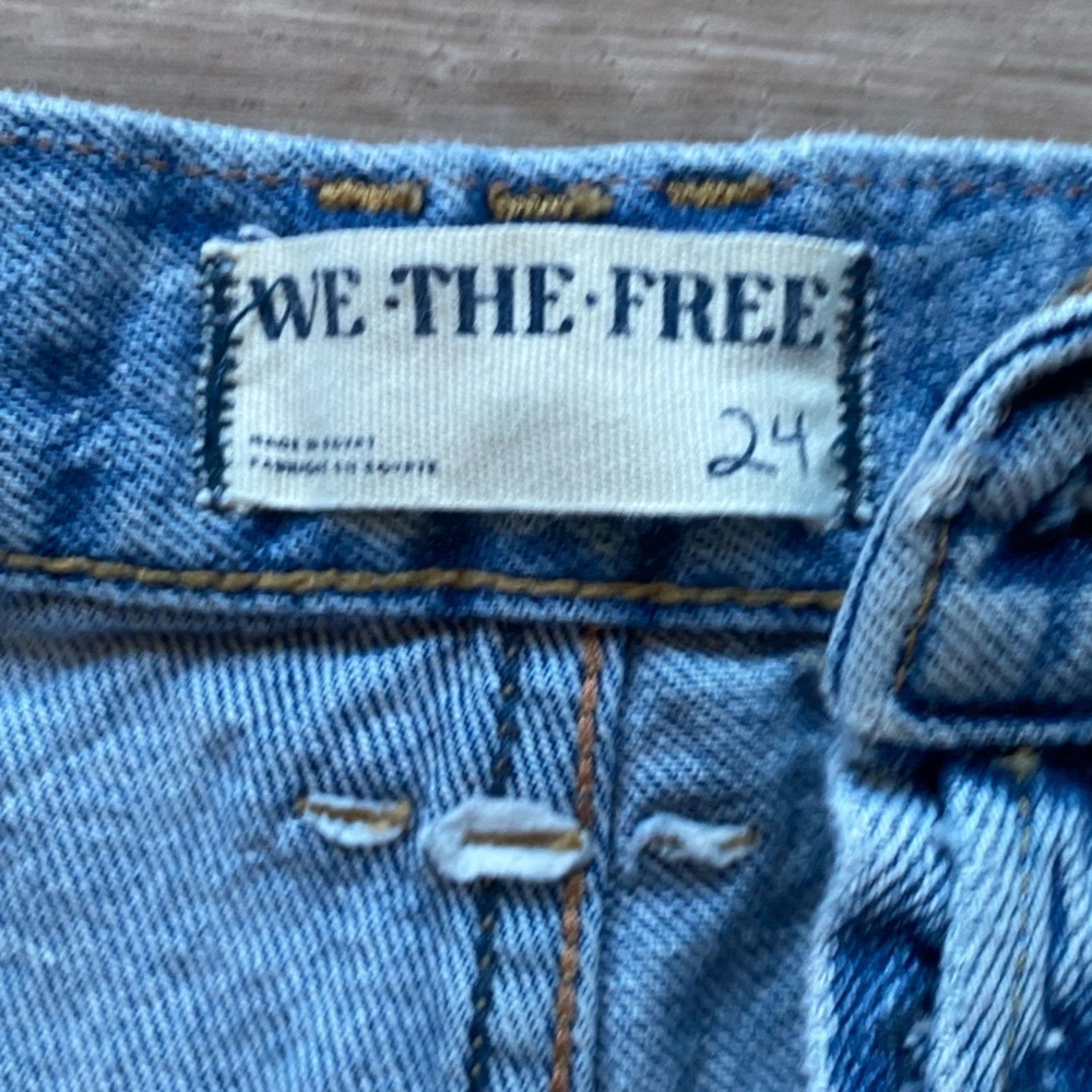 We The Free Ivy Mid Rise Short - Picture 10 of 10